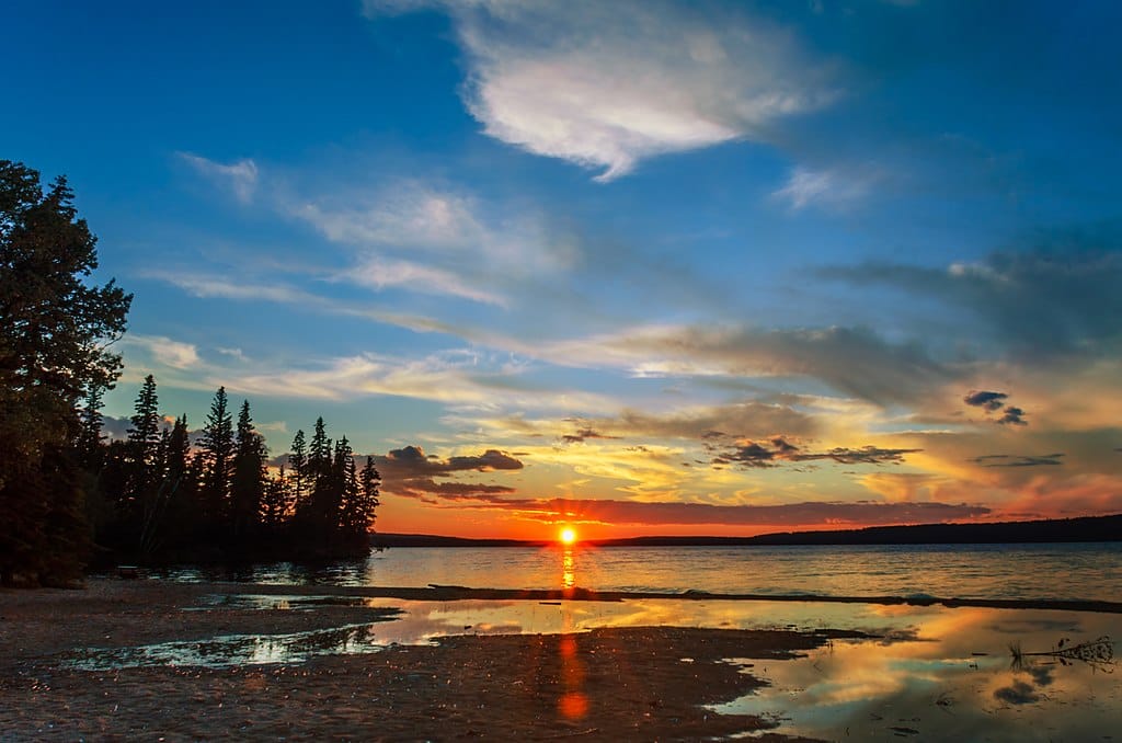 Wildfire Emergency Alert Issued for Prince Albert National Park