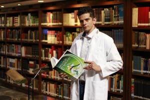 Alberto Parra, MD