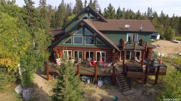 These Saskatchewan Cabins are on the Market for over $1,000,000